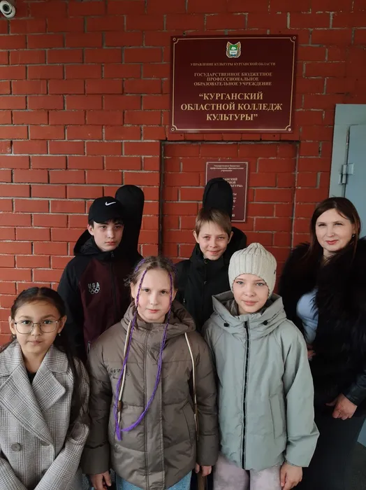 Участники фестиваля "Чудесный мир"